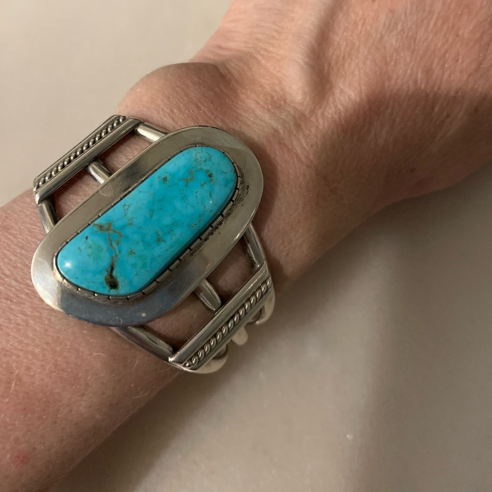 Native American SS and turquoise bracelet - size 6 1/2